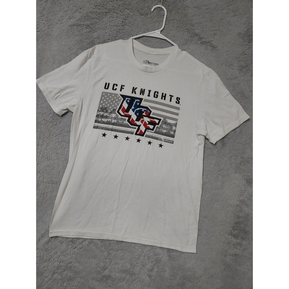 UCF Knights Shirt Mens Medium Flogrown American Flag Graphic Faded White NCAA